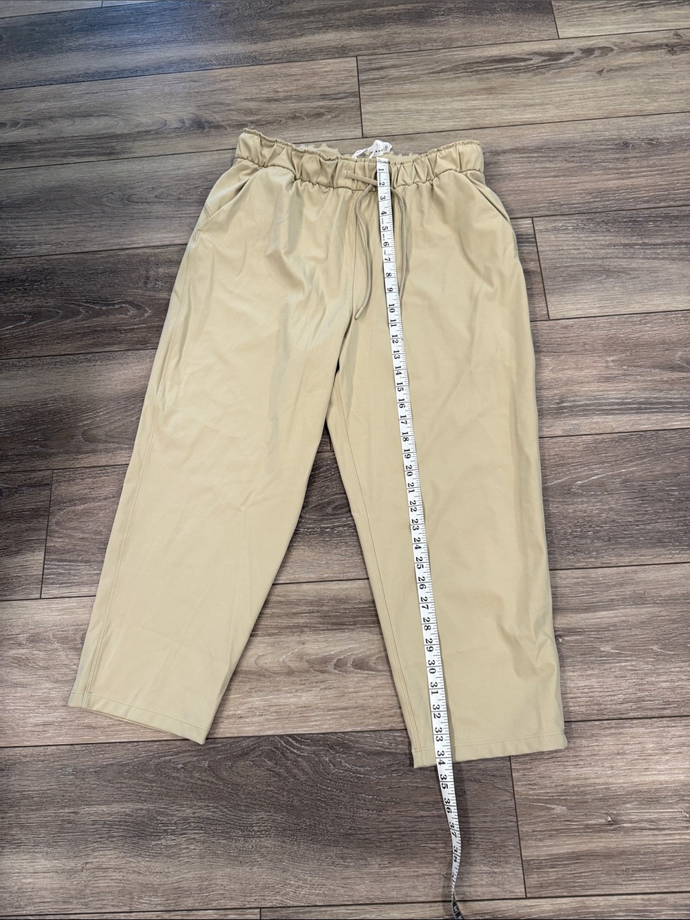 lululemon athletica Beige Cropped Drawstring Pants